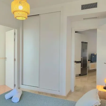 Apartamento Moderno Con Vistas Al Mar, Piscina & Parking *